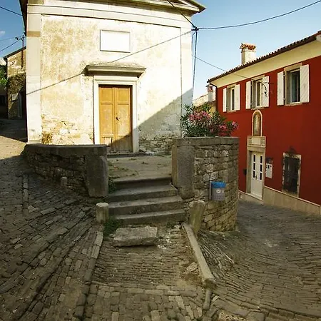 Marija בית הארחה מוטובון