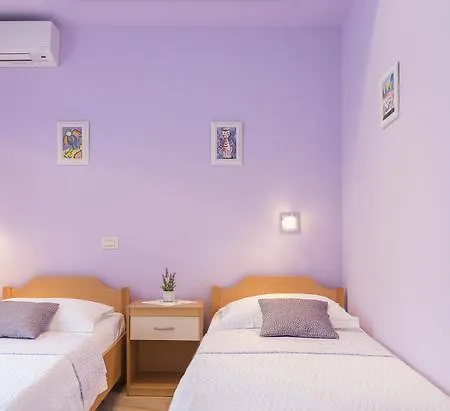 בית הארחה Marija 3*