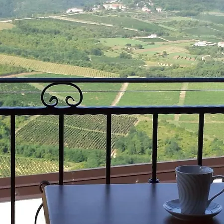 בית הארחה Marija 3*