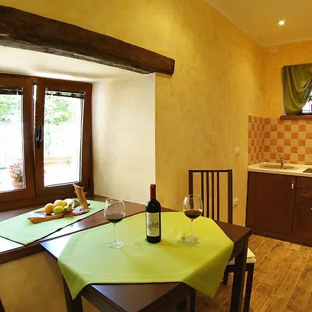 Guest house Marija 3*